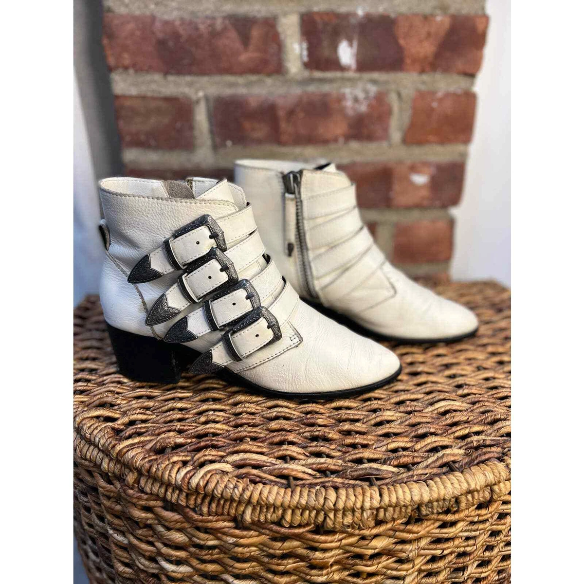 Billey buckle bootie steve hotsell madden