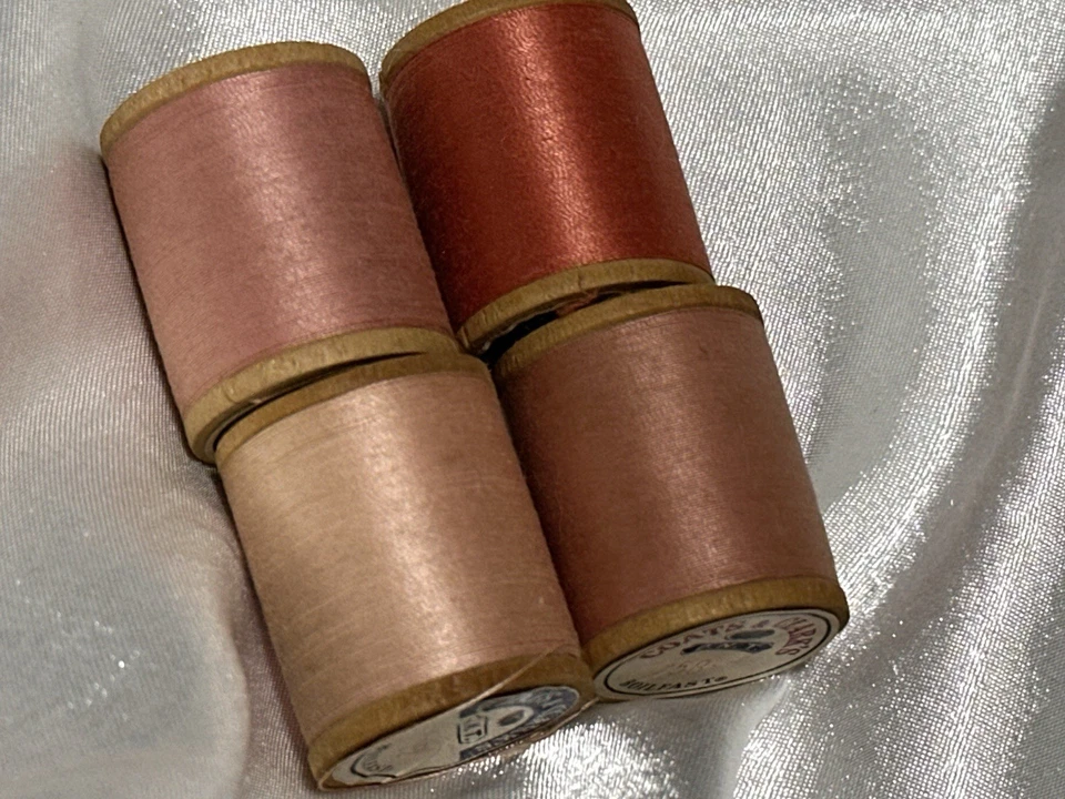 LOT of 4 Coats & Clark’s PINK #135-A & #158 Thread 300 Yd VARIOUS - Image 4 of 4
