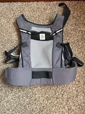Ergobaby - PERFORMANCE CARRIER VENTUS GRAPHITE - Slightly used