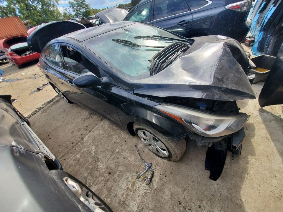 Used Alternator fits: 2016 Hyundai Elantra Sdn ID 373002E700 Grade A - Image 4 of 4