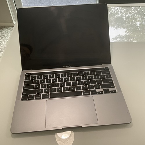 MacBook Pro A2289 i5 1.4Ghz. 8GB RAM (No Power)