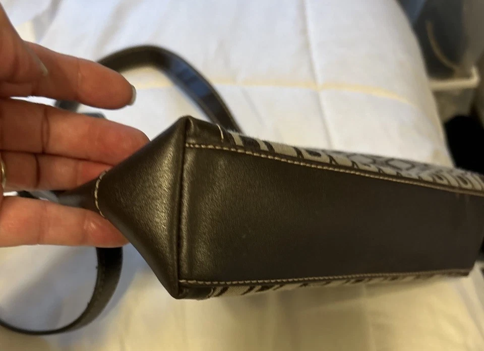 Liz&Co Cartera Bolso de Mano Hombro Marrón Plata Herrajes Cremallera y Bolsillos Foto 4 de 4