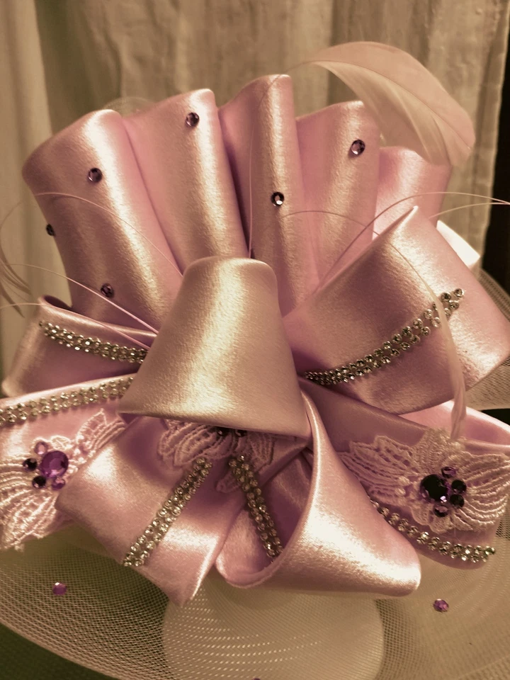 Vintage Ms. Divine Woman's Pink Floral Lace Hat - Image 3 of 4