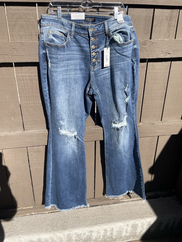 Judy Blue Mid Rise Button Fly Flare Jeans Women’s 16W Dark Wash Distressed
