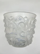 R Lalique Vintage avallon vase ca. 1920s