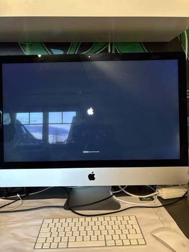 Apple iMac mit Retina 5K display 27 Zoll (2TB Fusion Drive) Grau (März, 2019) - Bild 4 von 9