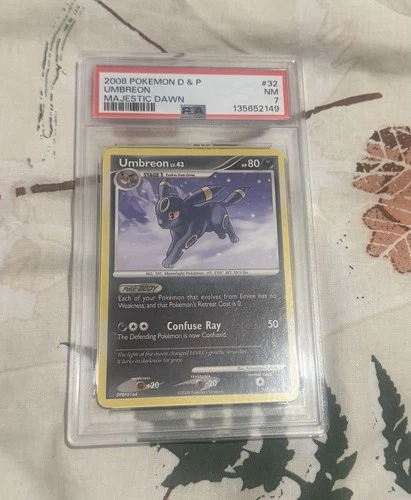 2008 POKEMON Diamond And Pearl MAJESTIC DAWN UMBREON #32 PSA 7