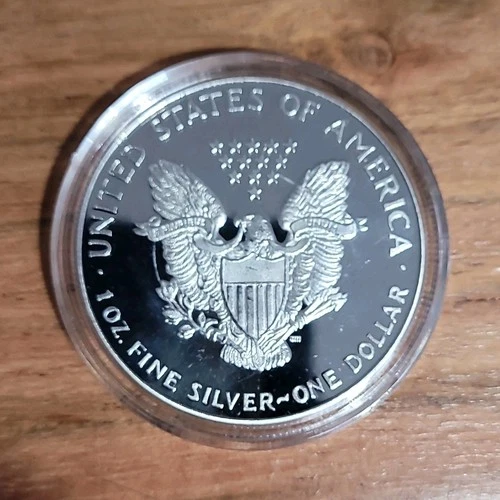 New ListingU.S. Mint American Eagle 2021 1 oz Proof Silver Coin .999 Fineness
