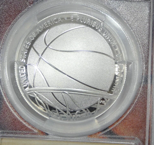 Salón de la Fama del Baloncesto 2020-P $1 PCGS PR70DCAM PRIMER DÍA FIRMADO POR MAGIC JOHNSON - Imagen 4 de 4