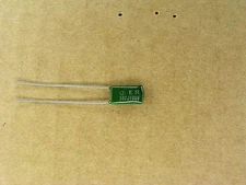 S00774-250 (6 Pc Lot) .001 ufd 1000 pf 100 volt +- 5% radial polyester capacitor