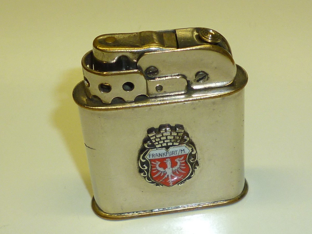 Tip 53 (Gebrüder Köllisch) Semi-Automatic Lighter 