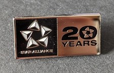 STAR ALLIANCE 20 Year Anniversary Pin New - U...