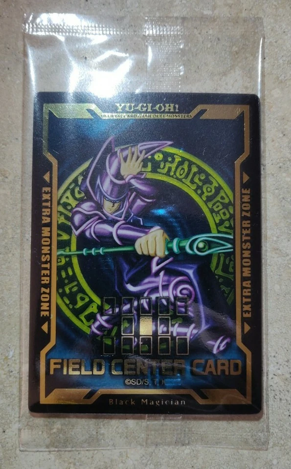 YuGiOh! Card "Dark Magician" - FIELD CENTER CARD - SEALED PLASTIC MINT - Image 2 of 3