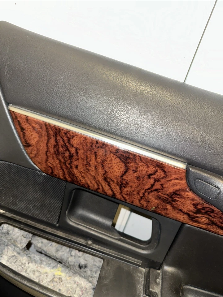 98-02 Mercury Grand Marquis Passenger Side Door Panel Right Black - Image 4 of 4