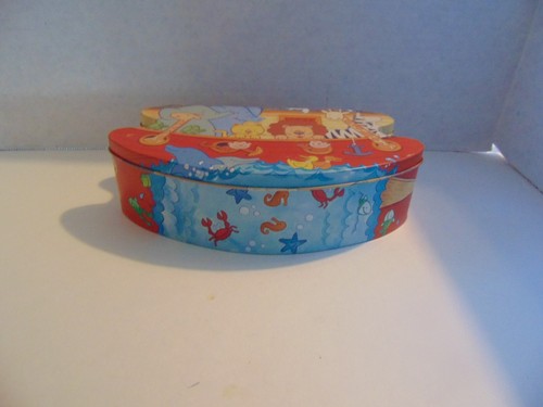 Vintage Decor Noah's Ark Biscuit Tin Inside and Out Design - Picture 8 of 12