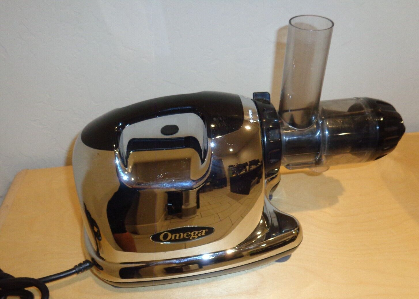 Omega 8006 Juicer Fruit & Vegetable Slow Masticating Extractor eBay