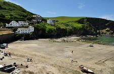Photo 6x4 Port Isaac : Beach & Harbour The beach and harbour at Port Isaa c2011