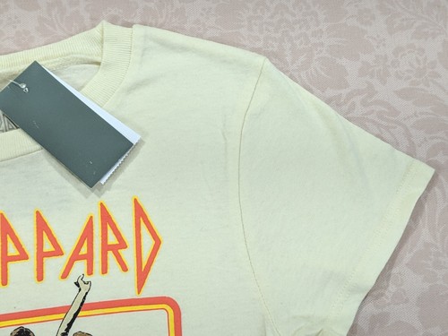DEF LEPPARD Girl's T-Shirt M Beige Graphic Crew Neck Short Slv 100% Cotton NWT - Picture 5 of 13