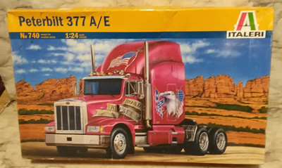 Italeri 1/24th scale PETERBILT 377 A/E American Truck ROAD REBEL - Minor Start