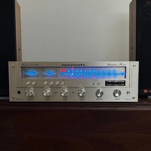 VINTAGE MARANTZ 2226B Stereo Receiver - Professionally Serviced