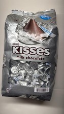 HERSHEY'S KISSES Milk Chocolate Candy - 330 pcs, Bulk Bag Candies, 56 Oz.