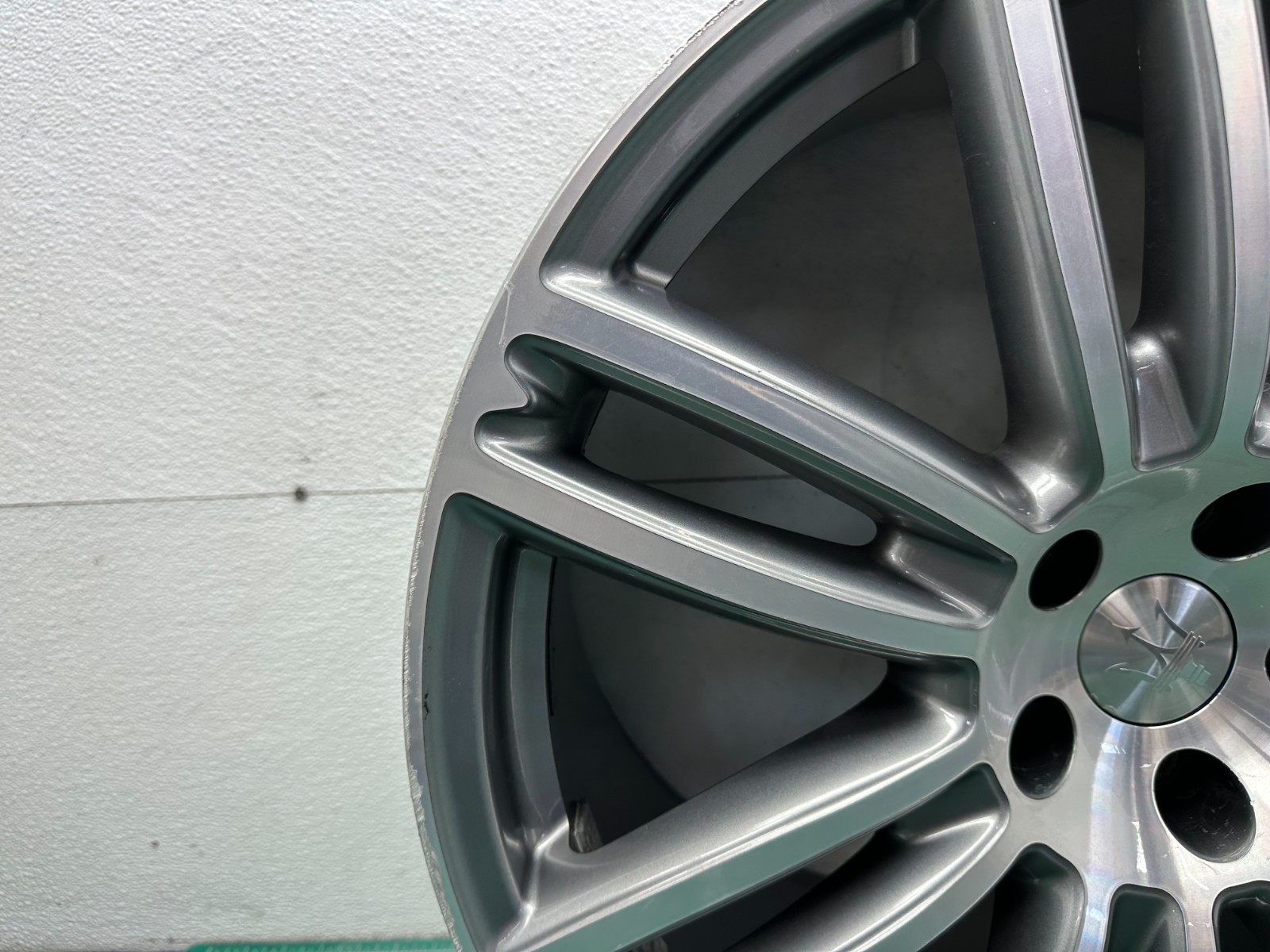 14-24 MASERATI GHIBLI - FACTORY 20" INCH REAR ALLOY WHEEL RIM 10.5Jx20H2 OEM