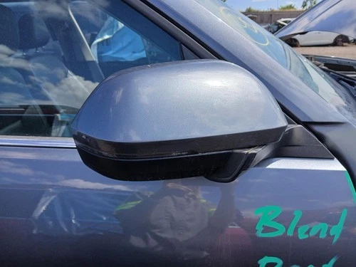 Used Right Door Mirror fits: 2018 Volkswagen Atlas power manual folding w/o memo