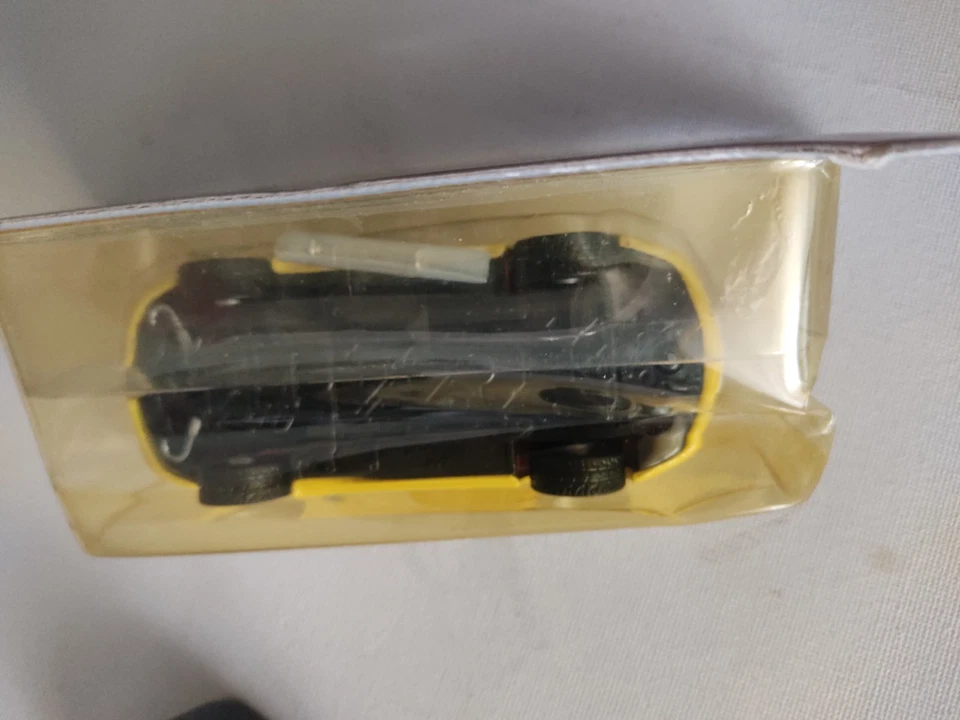 MACCHINA PORSCHE BOXSTER 1/43 - Immagine 3 di 3