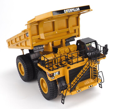 Diecast Masters 85216C - Caterpillar CAT 785D Off-Highway Diecast Masters 85216C - Caterpillar CAT 785D Off-Highway