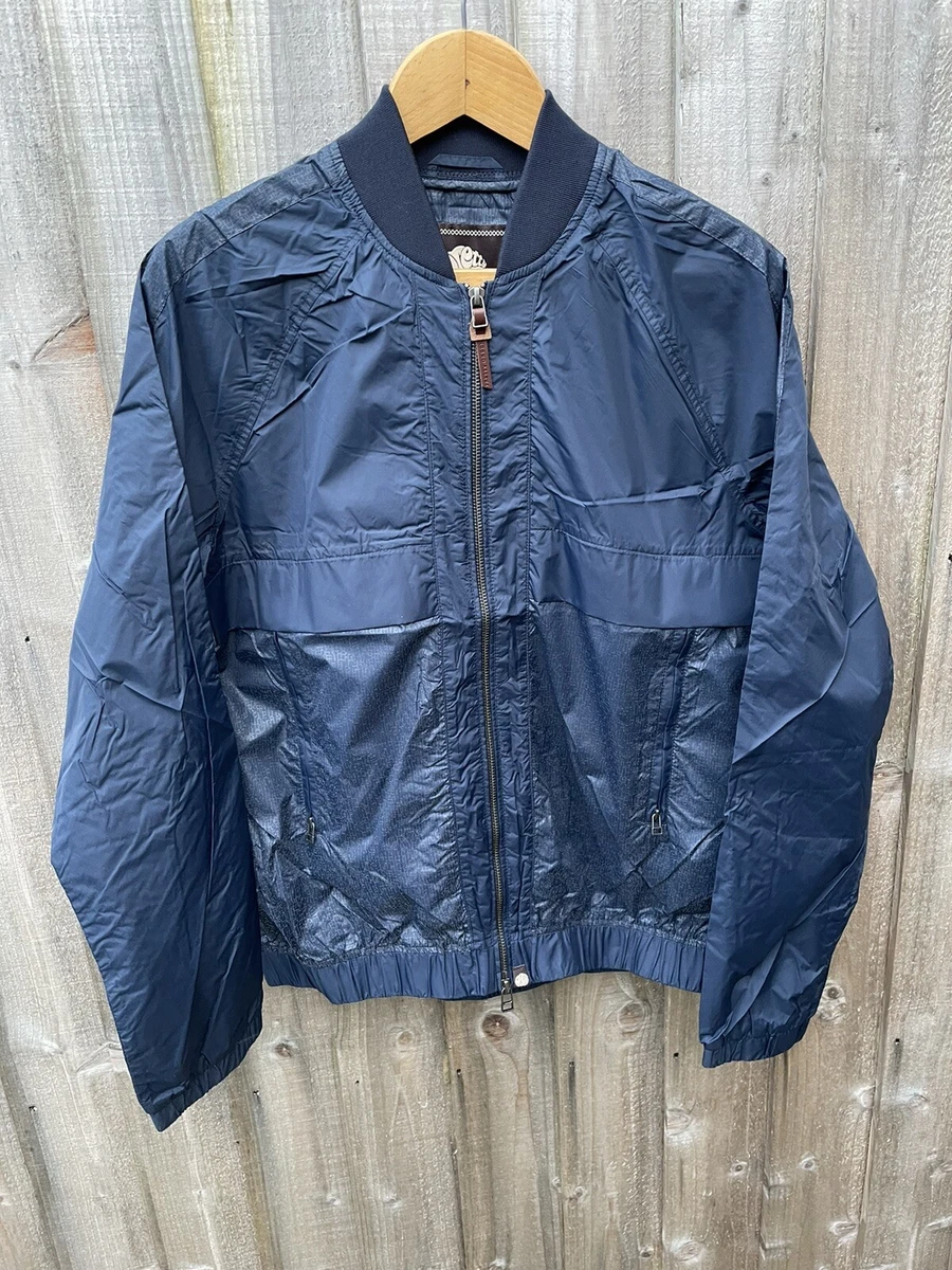 Pretty green light store blue jacket