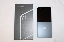 Samsung Galaxy Z Flip7 SM-F766U1 Unlocked 512GB Jetblack