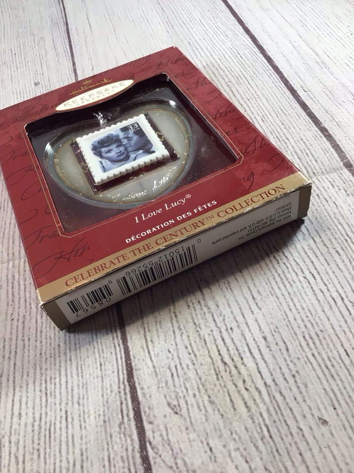 I Love Lucy Celebrate Hallmark Keepsake Ornament The Century Collection 1999 Foto 4 de 4