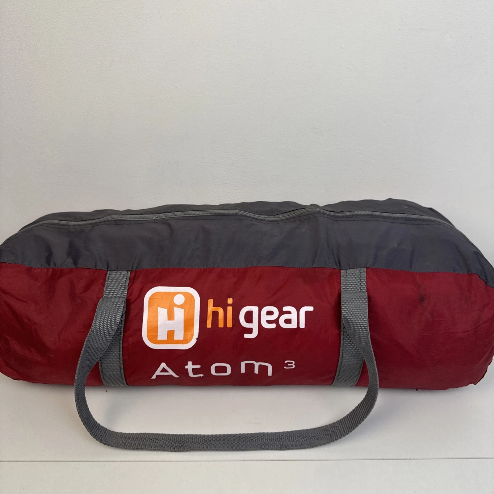 Hi Gear Atom 3 Tent Red & L Grey 3 Person Backpacking Camping Festival l@@k!!