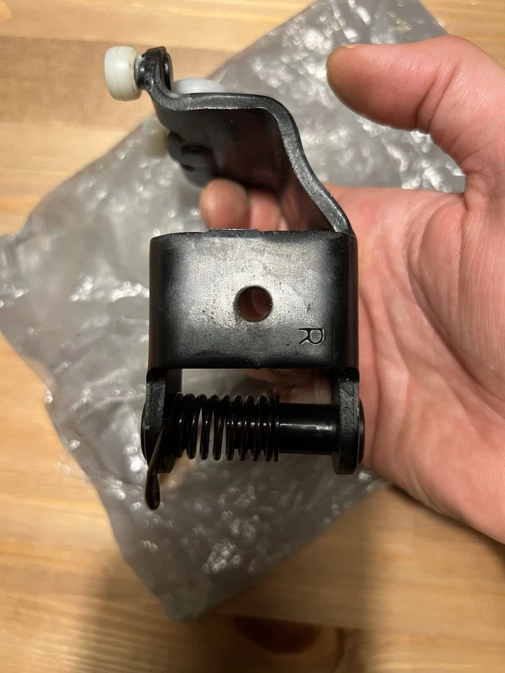 Par de rodillos centrales eléctricos para puerta corredera izquierda y derecha Honda Odyssey 2005-2010 Foto 3 de 4