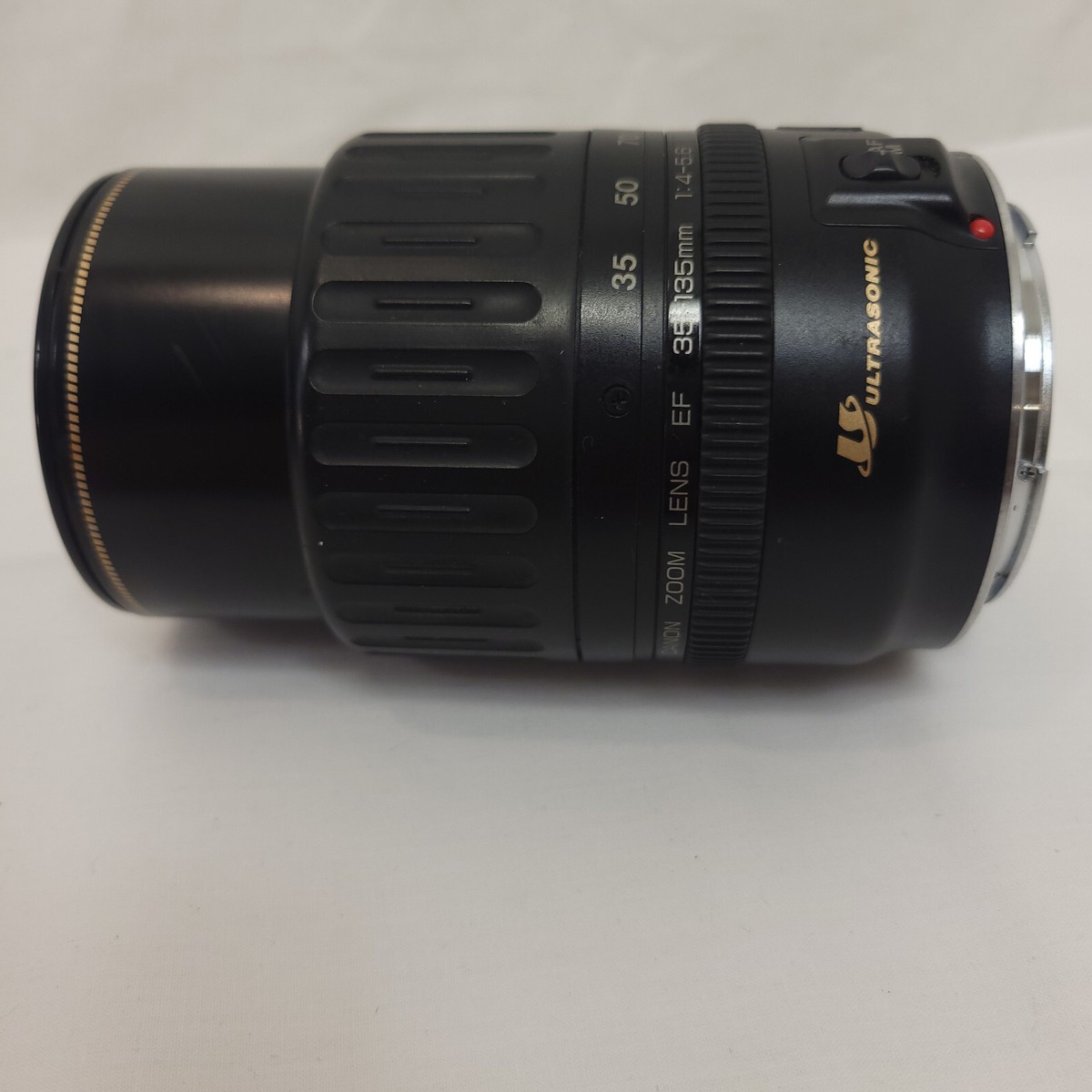 Canon Zoom Lens EF 35-135mm 1:4-5.6 Ultrasonic Series No