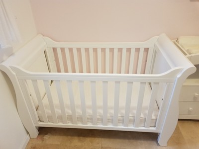 boori sleigh cot mattress size