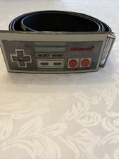 2011 OFFICIAL NINTENDO NES CONTROLLER BELT BUCKLE With NES controller Belt