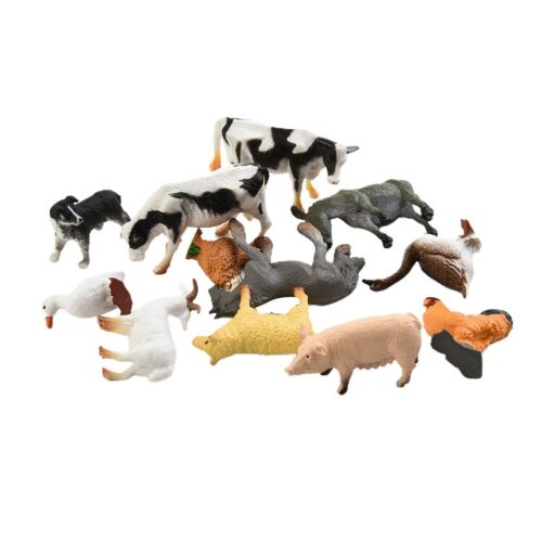 Set Figurine Animali da Fattoria Miniatura 12 Pezzi di Mucche in PVC per Giocare Bambini - Foto 1 di 11