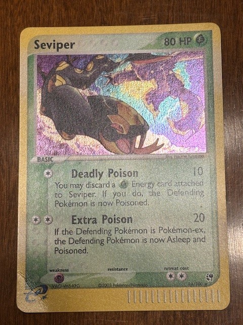 Seviper 11/100 Sandstorm Holo