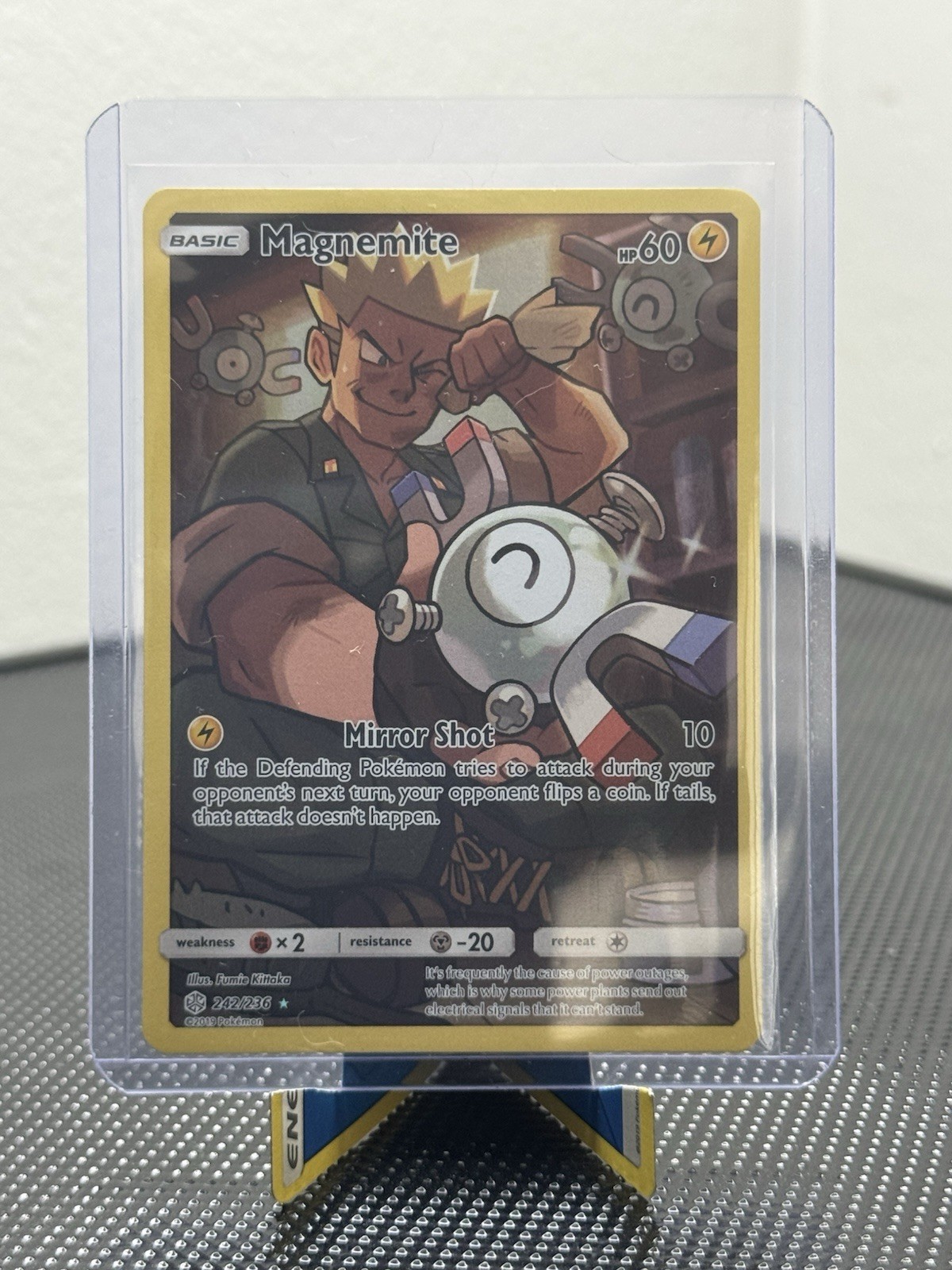 Magnemite 242/236 NM Sm-Cosmic Eclipse Holo Secret Rare Card Pokemon TCG
