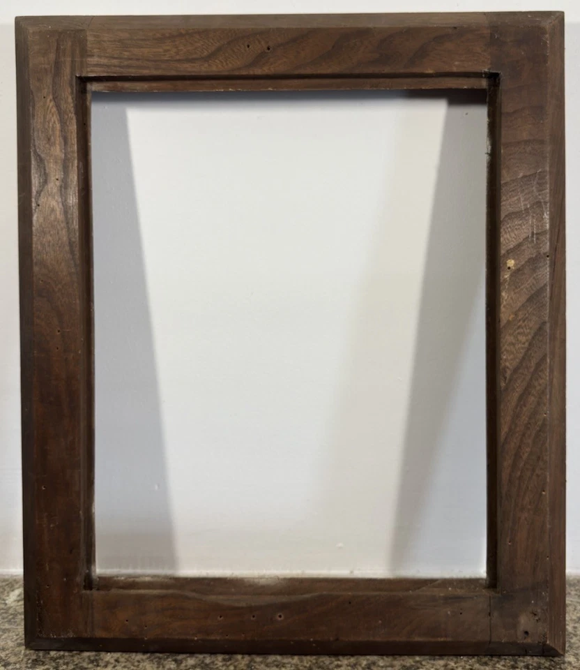 Cadre ancien mouluré 6F en bois massif Feuillure: 41,5x33,7cm Entier: 53x45cm - Photo 2/4