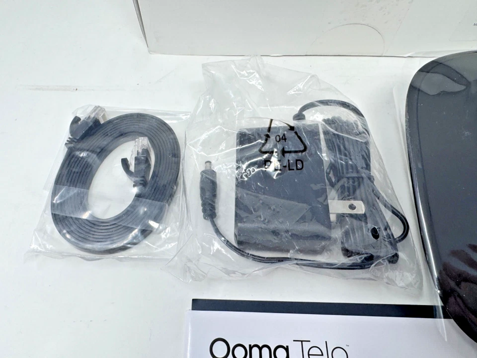 Ooma Telo 免费智能家居电话服务黑色开箱 — 第 2/4 张图片
