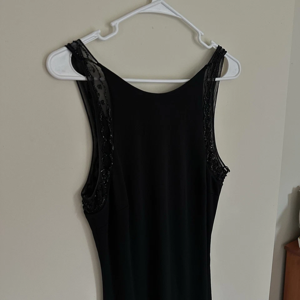 Rimini черный платье с бисером отделки и низкой спине женское вечернее платье - Изображение 2 из 4