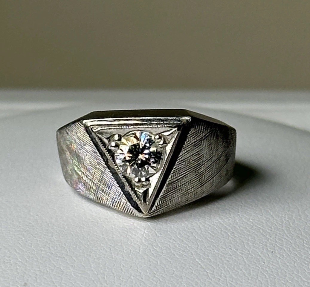 Solid 14K White Gold Triangular Ring & Approx .60… - image 1