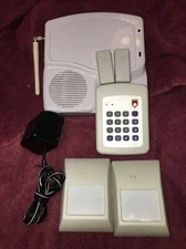 Alarmforce Wireless Alarm System. Main Control Panel, Keypad, 2 Motions, 2 Trans