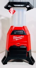 Milwaukee 2150-20 M18 RADIUS Site Light/Charger w/ ONE-KEY***Tool Only***