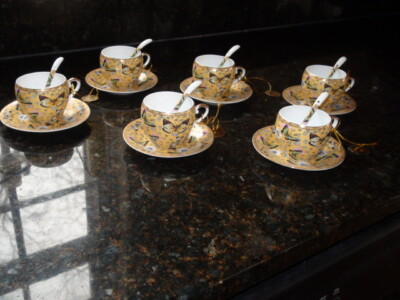 Set of 6 Elan Gallery coffee cups/saucers/spoons Gold butterfly made in England