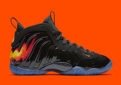 nike posite one qs