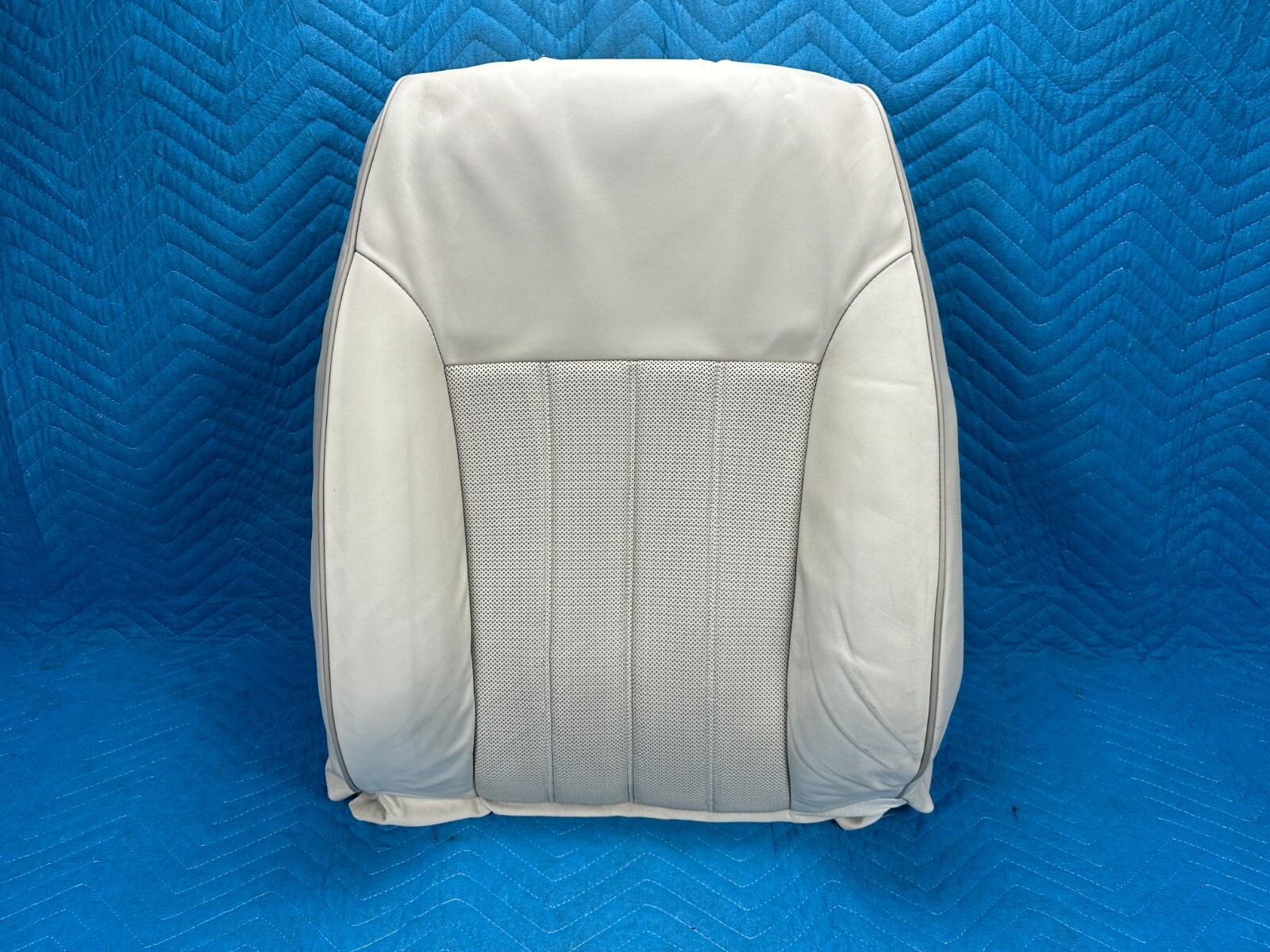 Bentley Cont Flying Spur Front Driver's Seat Upper Cushion Ivory 2008-2012 OEM