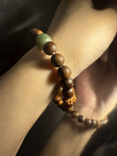 Stretch Wrap Mala Bracelet Buddha Bead Sandalwood Buddhist Prayer Beads - Picture 5 of 8